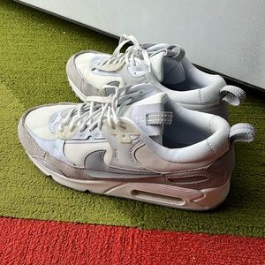 Nike Airmax Futura Summit White Pure Platinum Women’s 9